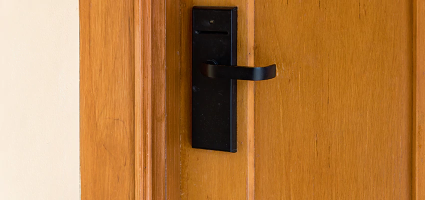 Home Security And Alarm Monitoring in West Athens, California